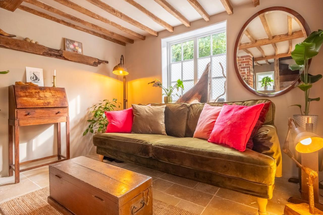Most Romantic Cottage In Suffolk - Number Four Framlingham Εξωτερικό φωτογραφία
